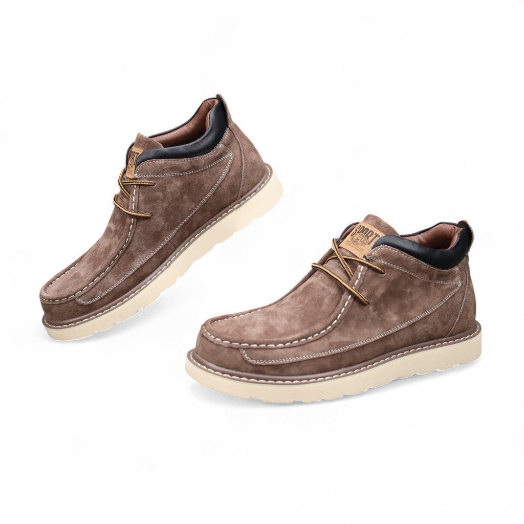 Men’s Lace-Up Mid Top Shoes – Finish, Contrast Stitching, Textured Sole