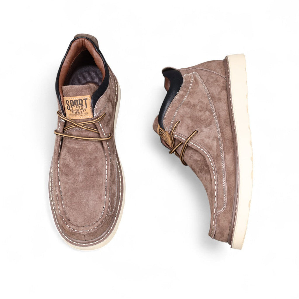 Men’s Lace-Up Mid Top Shoes – Finish, Contrast Stitching, Textured Sole